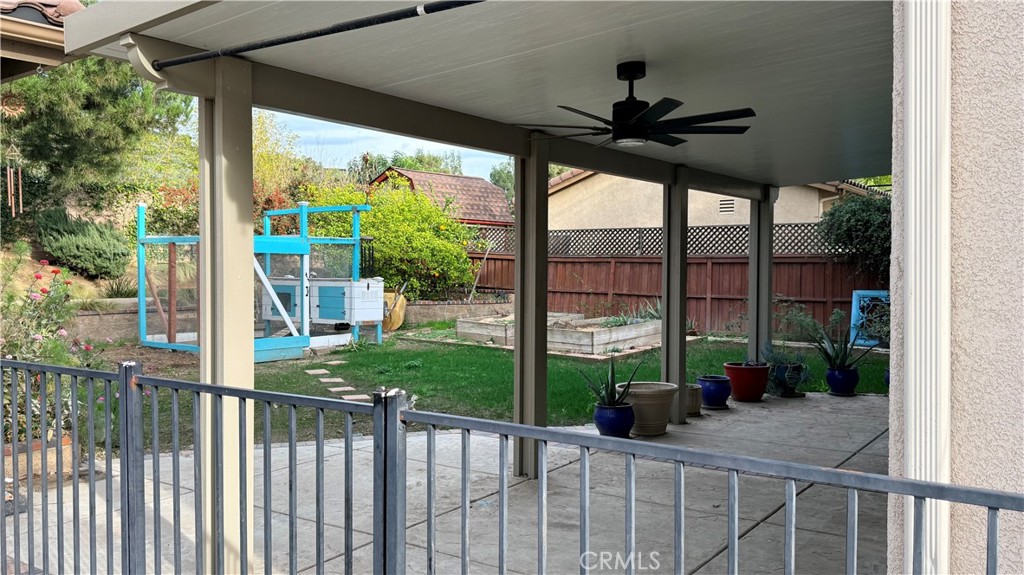 41909 Black Mountain Property Photo 23