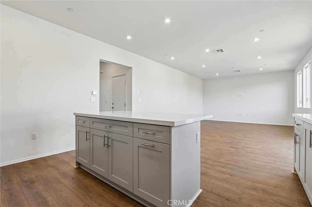 27207 Stardust Avenue Property Photo 10