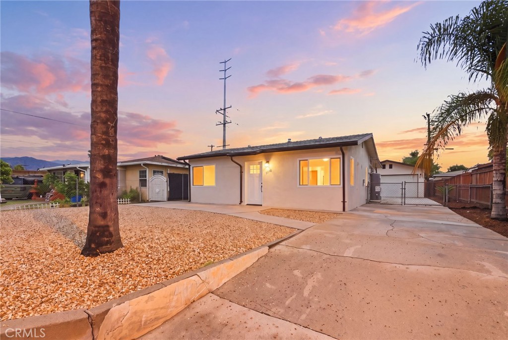 5538 N Aspan Property Photo 1