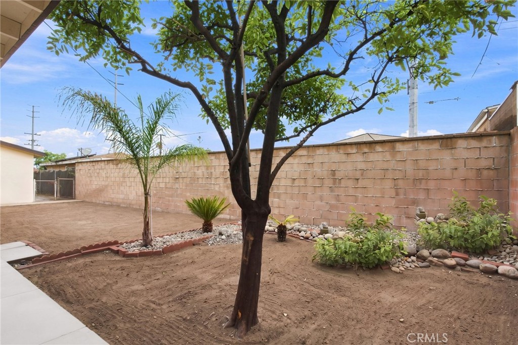 5538 N Aspan Property Photo 27
