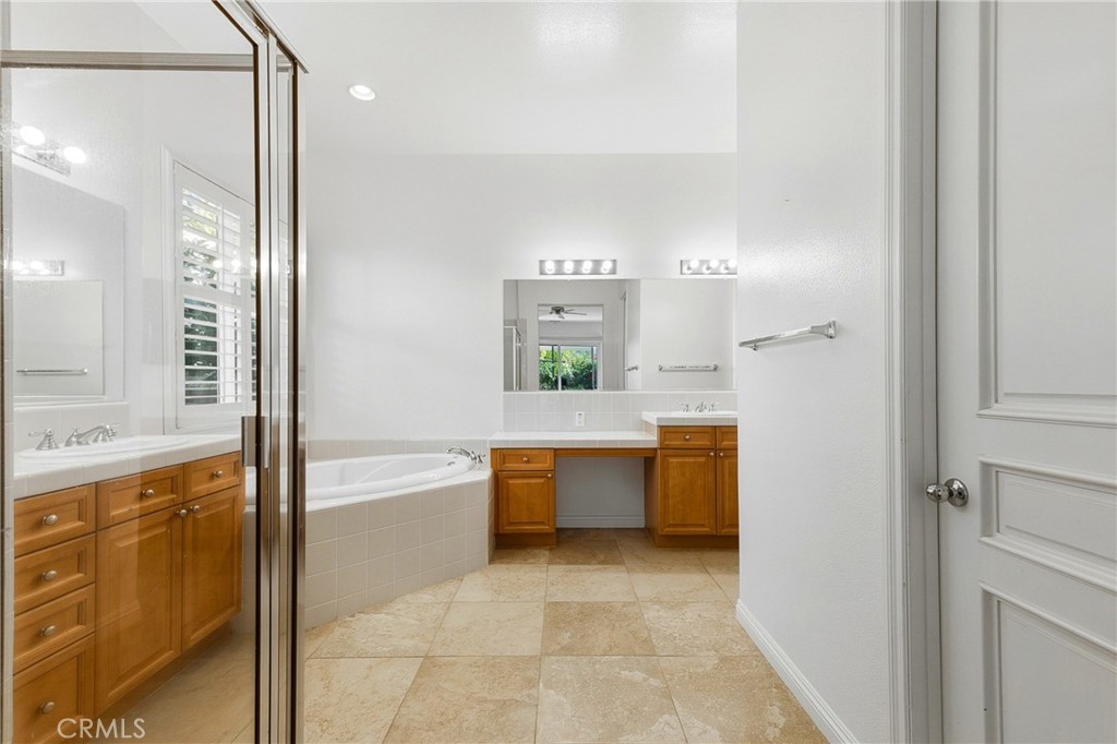 58 Via De La Valle Property Photo 26
