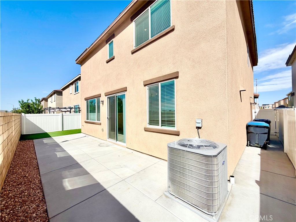 31799 Woodbank Way Property Photo 33