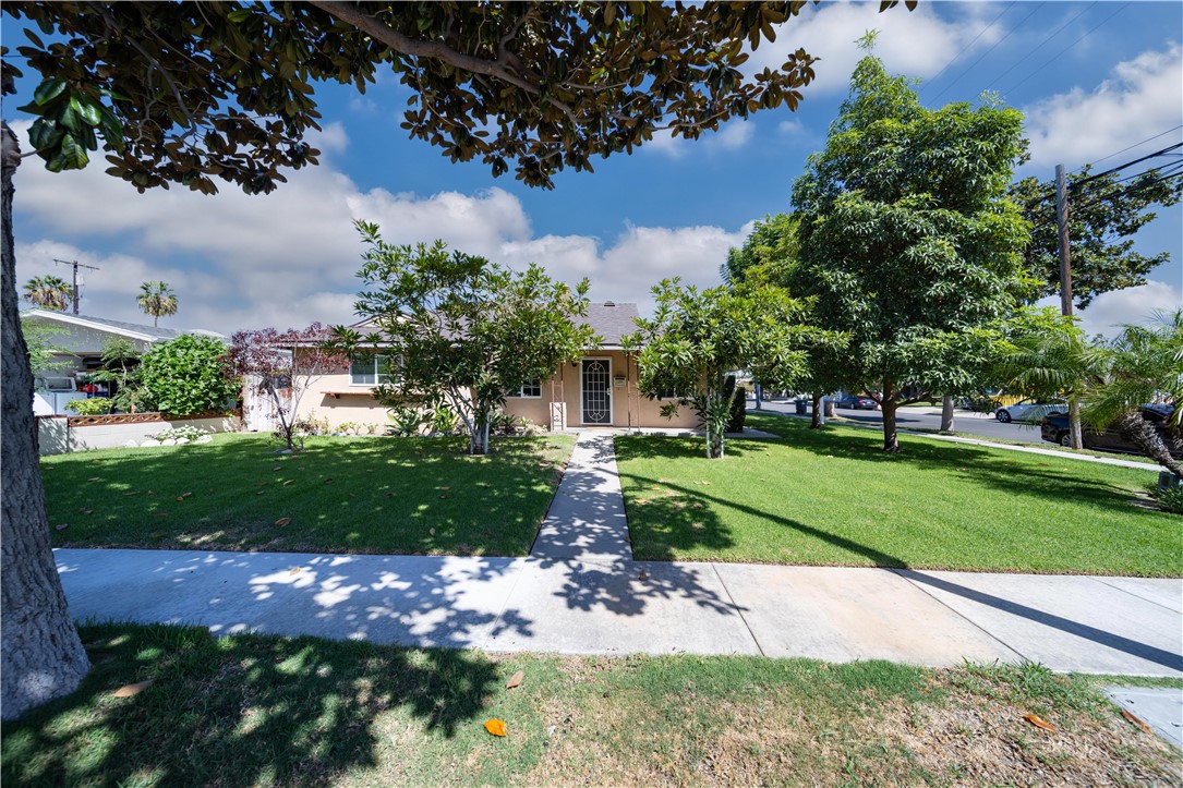 650 S Hazelwood Property Photo 7