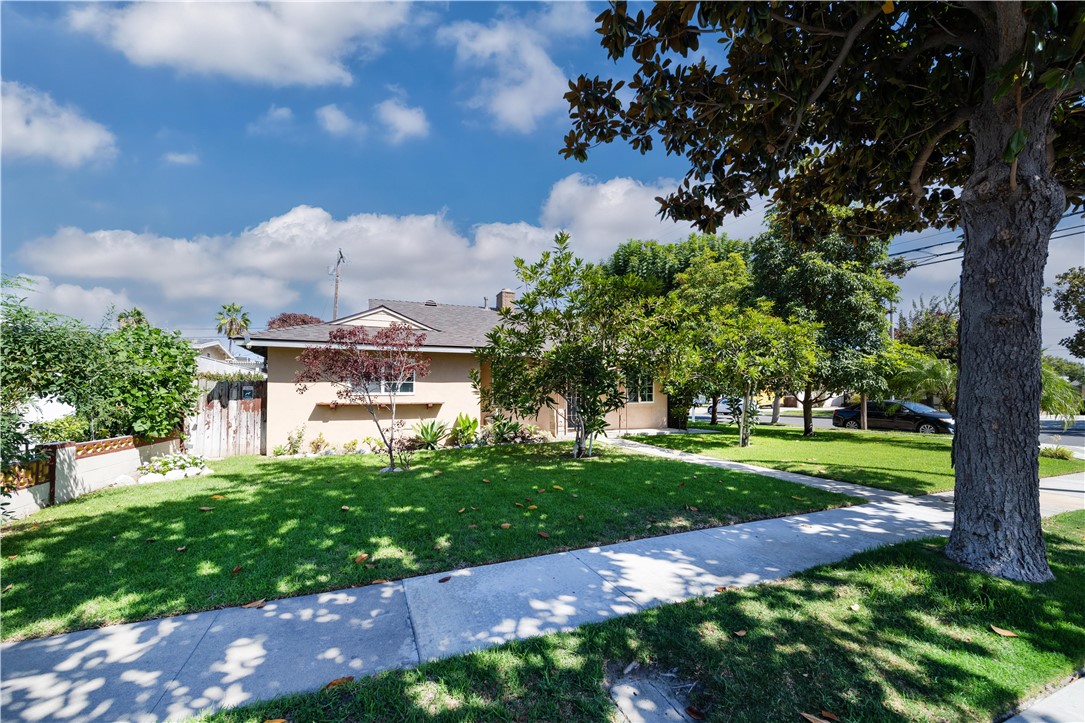 650 S Hazelwood Property Photo 8