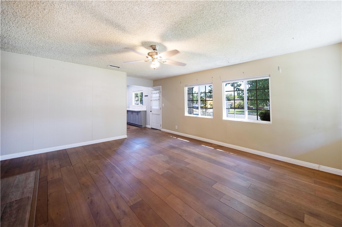 650 S Hazelwood Property Photo 11