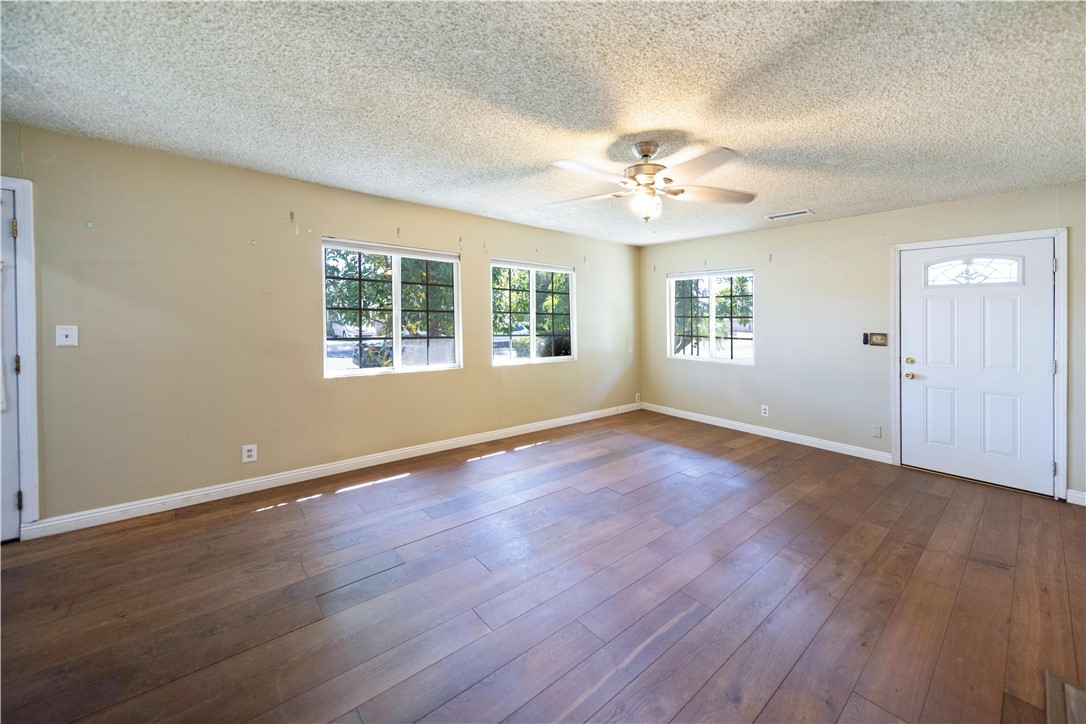 650 S Hazelwood Property Photo 14