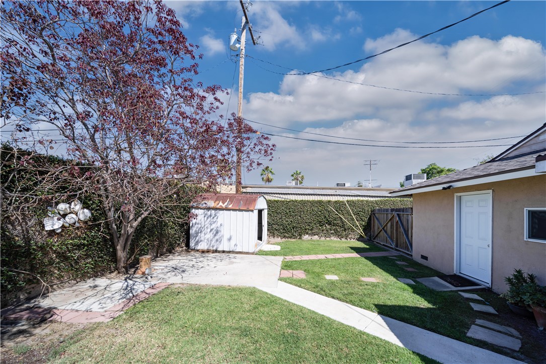 650 S Hazelwood Property Photo 43