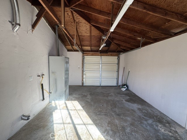 498 S Vernon Property Photo 15
