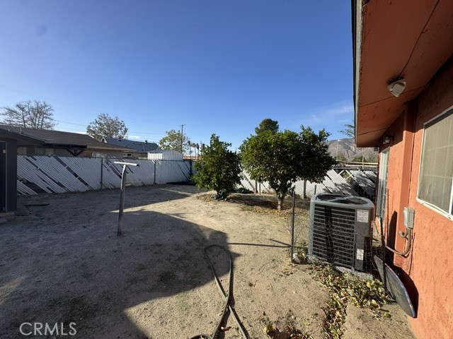 498 S Vernon Property Photo 18