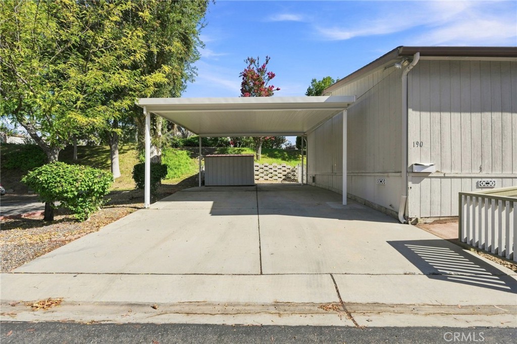 31130 S General Kearny Road 190 Property Photo 13