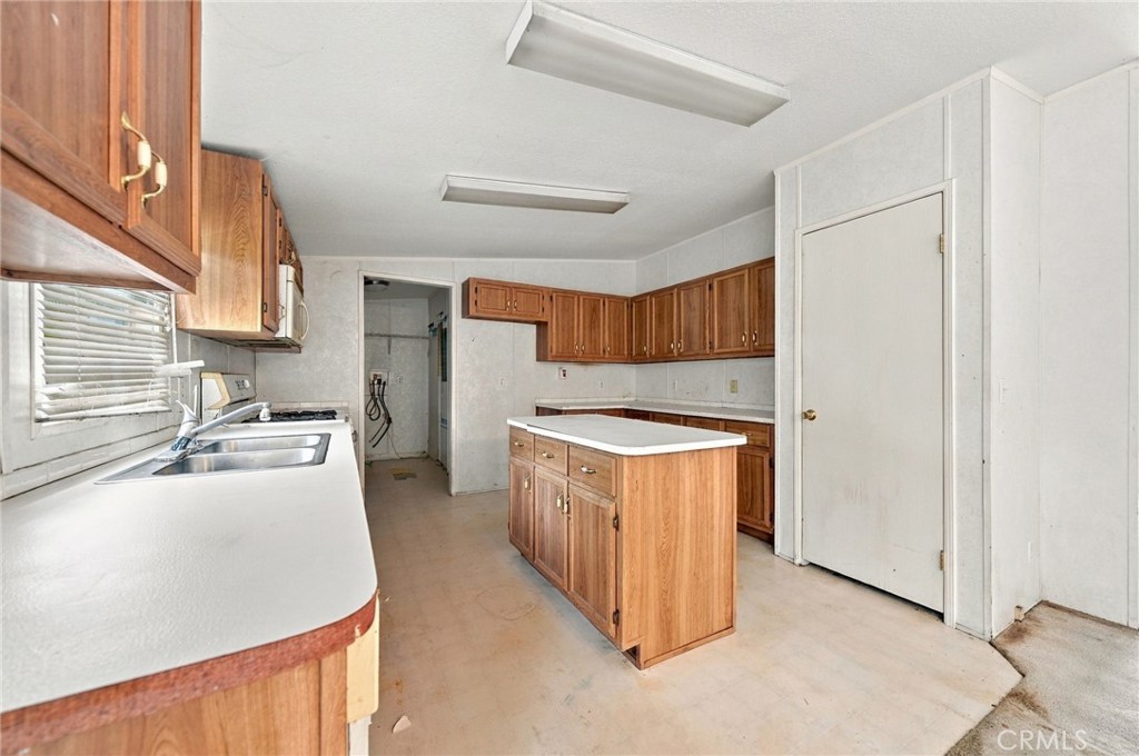 31130 S General Kearny Road 190 Property Photo 28