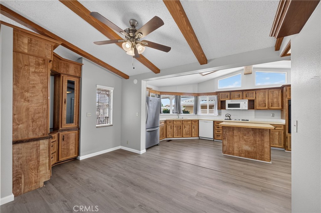 564 De Soto Drive Property Photo 12