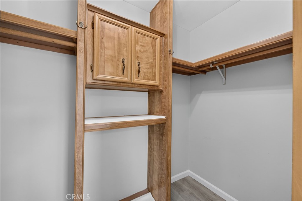 564 De Soto Drive Property Photo 32