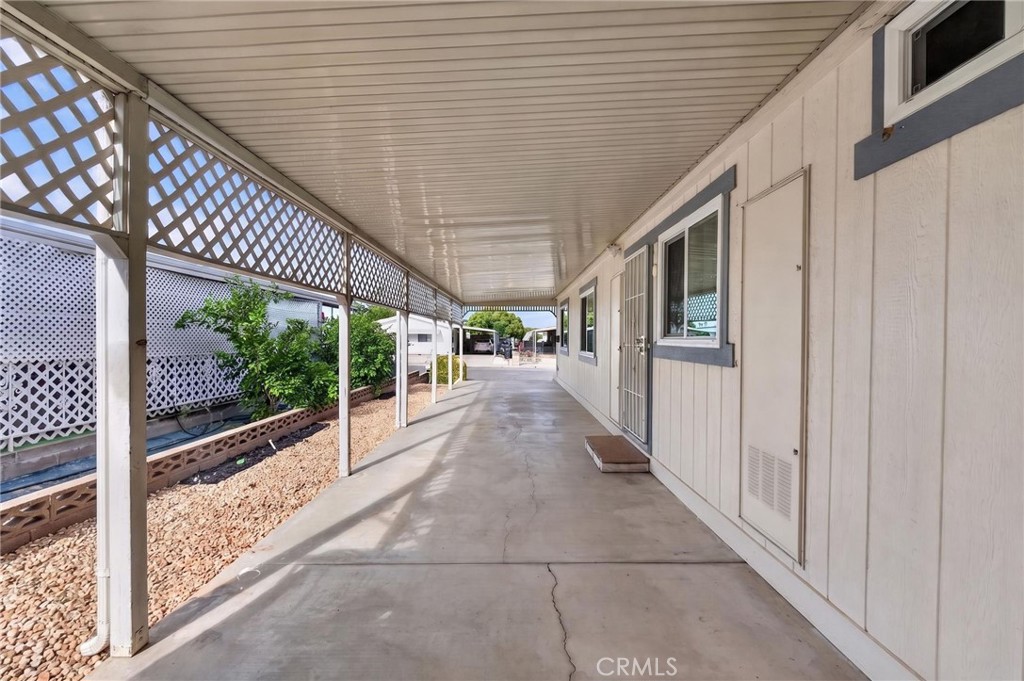 564 De Soto Drive Property Photo 43