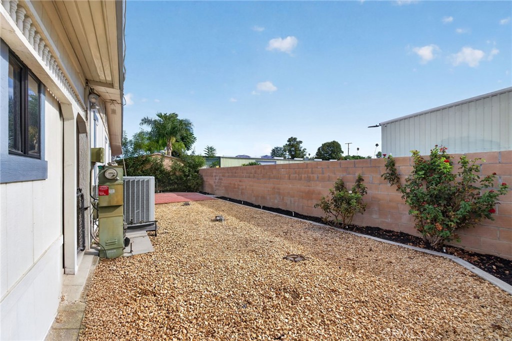 564 De Soto Drive Property Photo 44