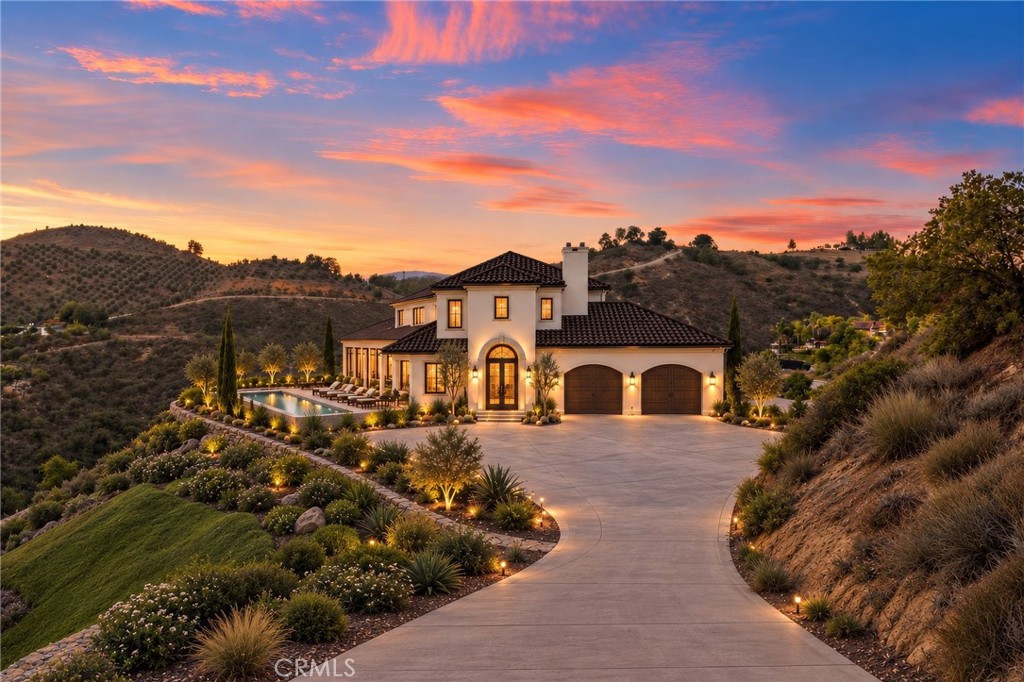44995 Via Renaissance Property Photo 1