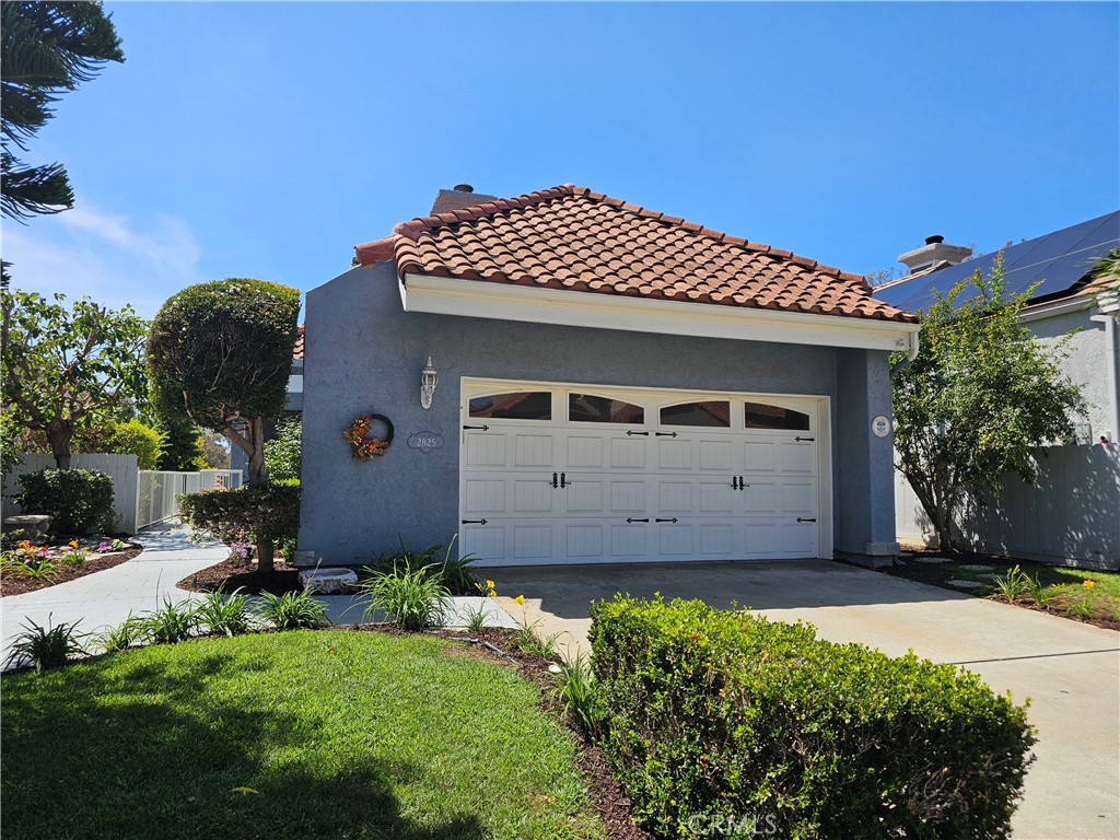 2825 Forest View Way Property Photo 2