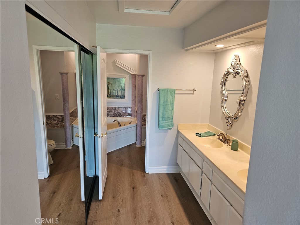 2825 Forest View Way Property Photo 18