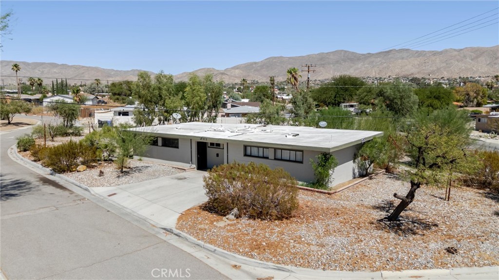 12909 Cactus Property Photo 4
