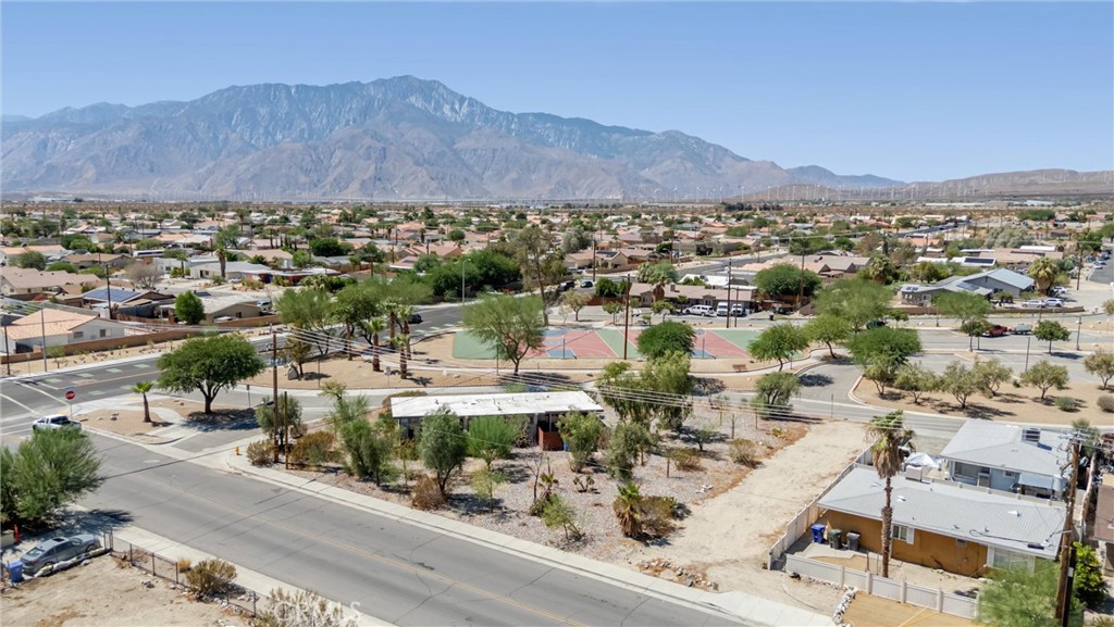 12909 Cactus Property Photo 28