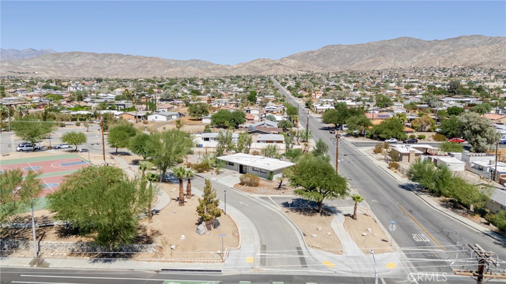 12909 Cactus Property Photo 32