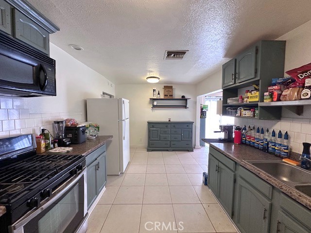 155 N 3rd Street 1 Property Photo 2