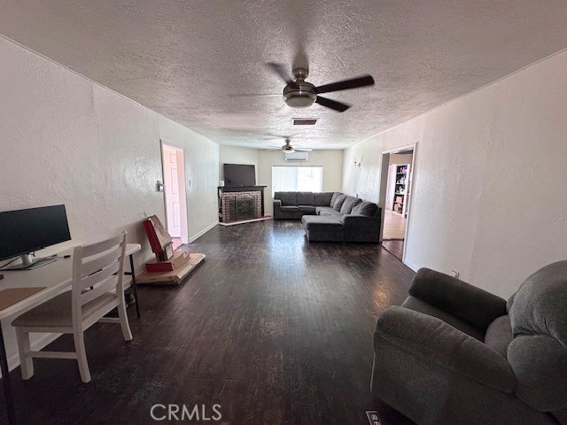 155 N 3rd Street 1 Property Photo 6