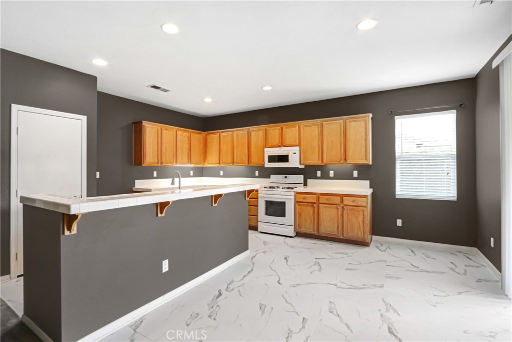 1041 Paintbrush Property Photo 11