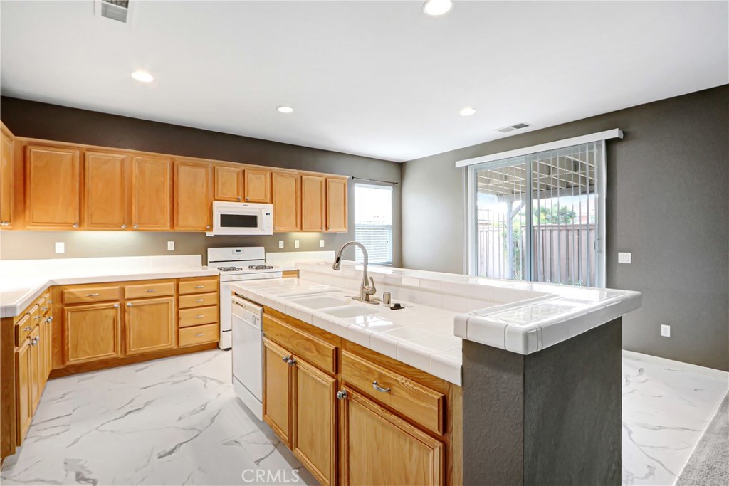 1041 Paintbrush Property Photo 13