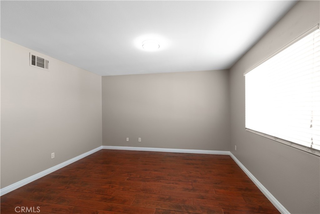 255 Roxanne Lane 128 Property Photo 23
