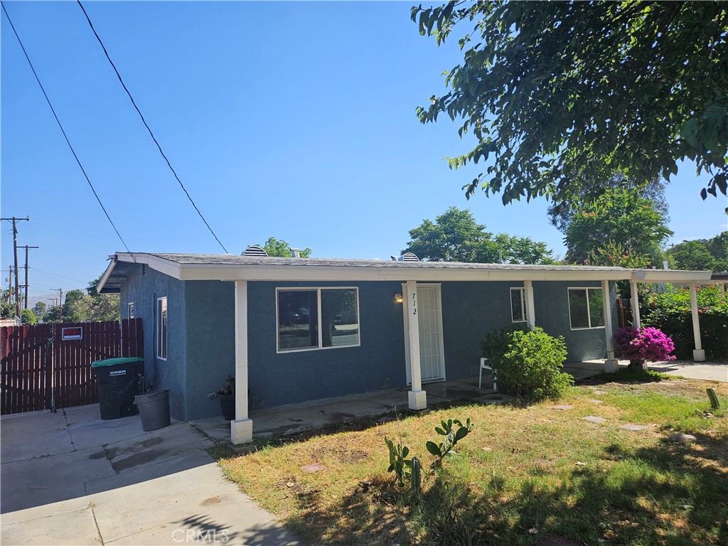 712 E Whittier Property Photo 16