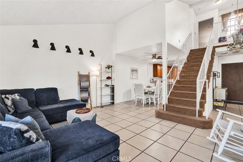 1173 S Cactus Property Photo 4