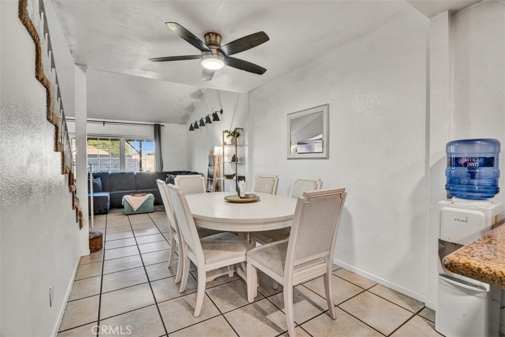 1173 S Cactus Property Photo 6
