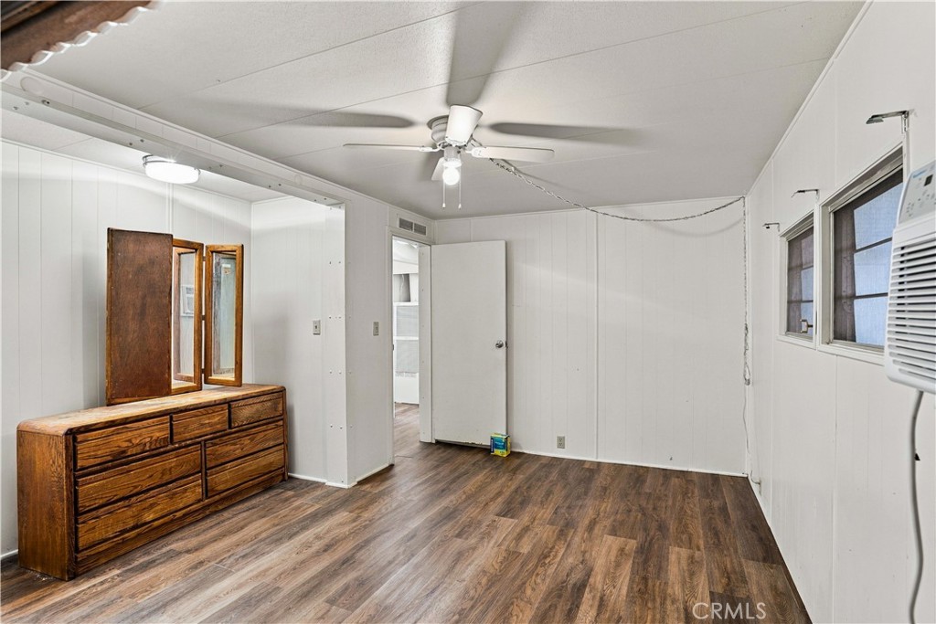 332 N Lyon Avenue 107 Property Photo 18