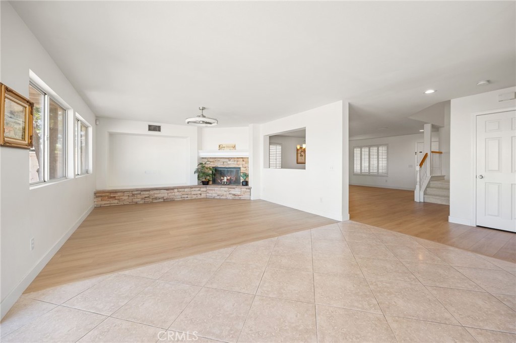 16 Del Torino Property Photo 10