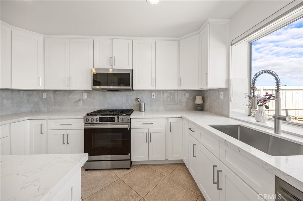 16 Del Torino Property Photo 16