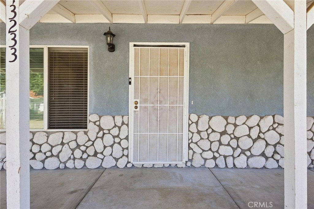 43233 Whittier Property Photo 7
