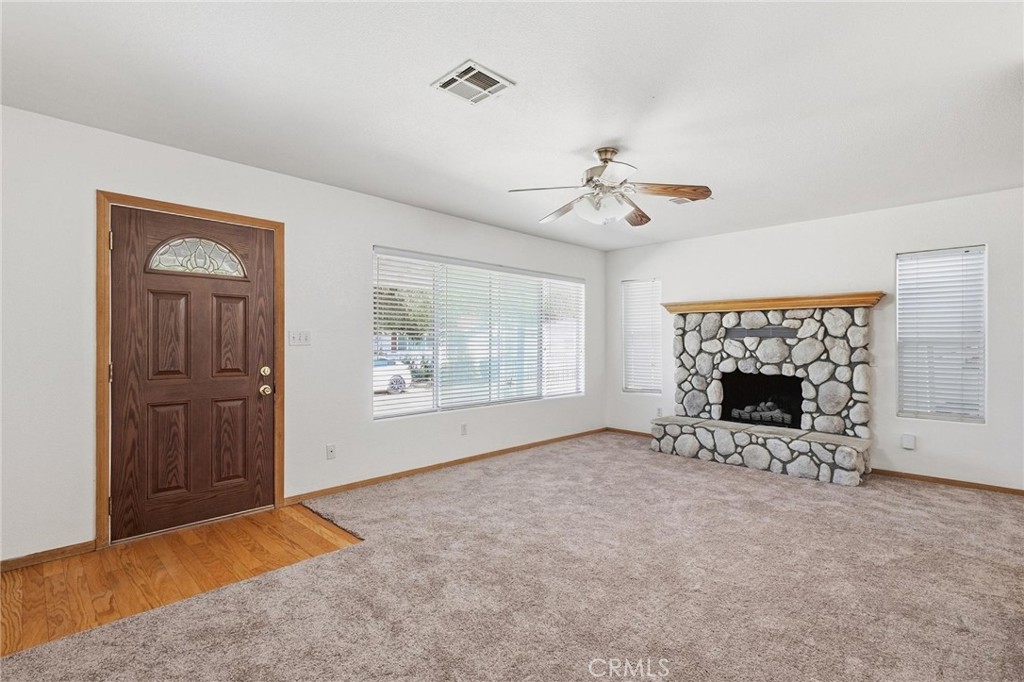 43233 Whittier Property Photo 10