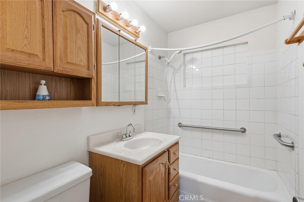 43233 Whittier Property Photo 25