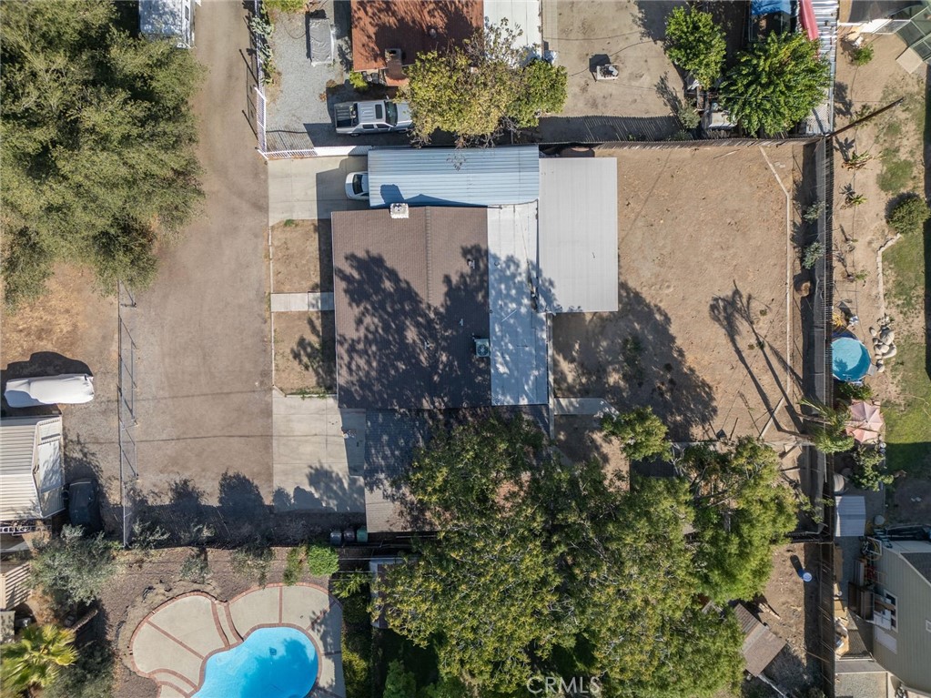 43233 Whittier Property Photo 45