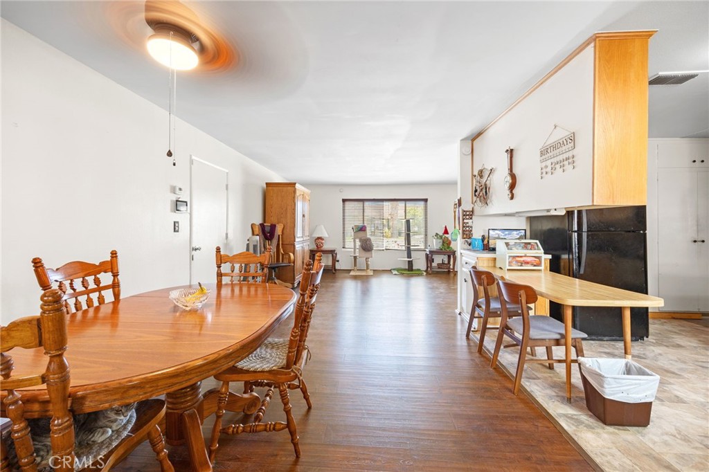 1400 Teakwood Property Photo 7