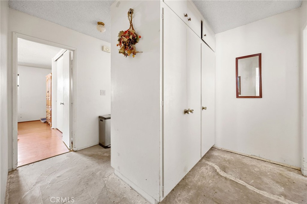1400 Teakwood Property Photo 15