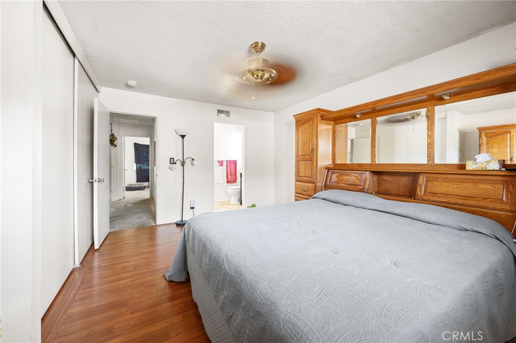 1400 Teakwood Property Photo 19