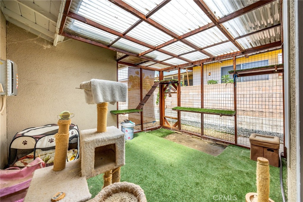 1400 Teakwood Property Photo 21