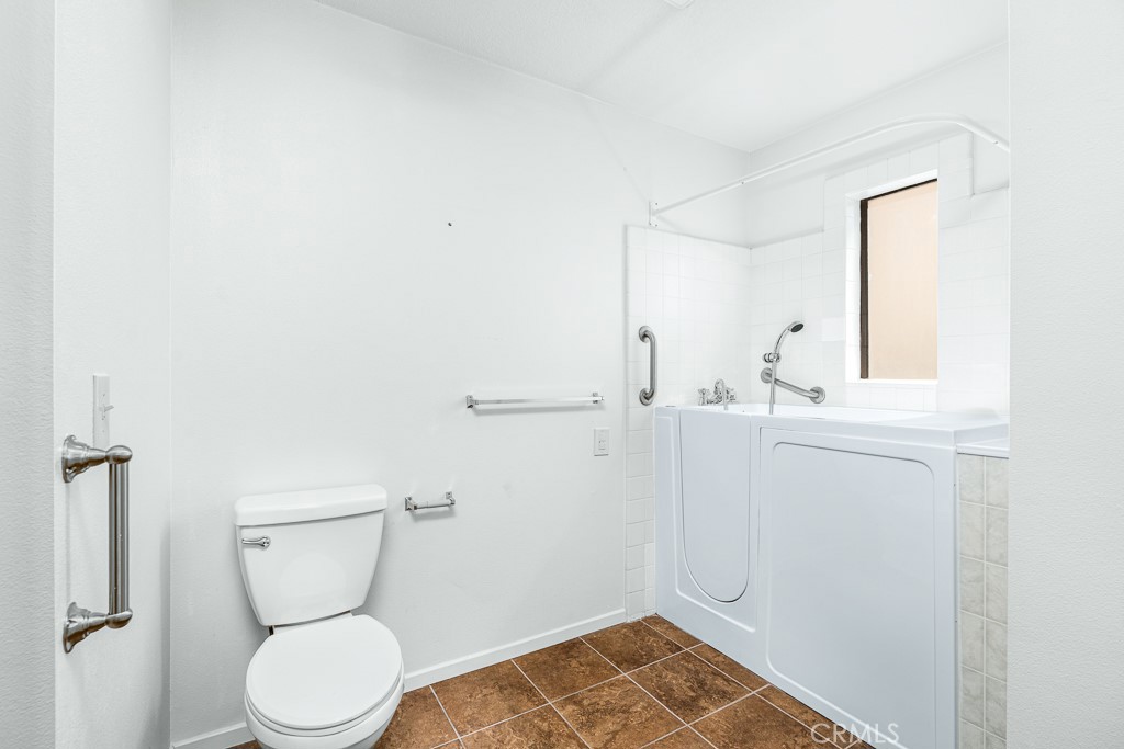 1329 Hickory Drive Property Photo 22