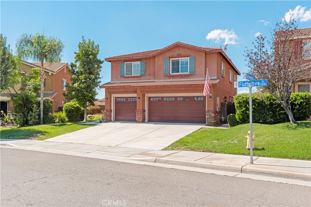53217 Flutterbye Property Photo 2