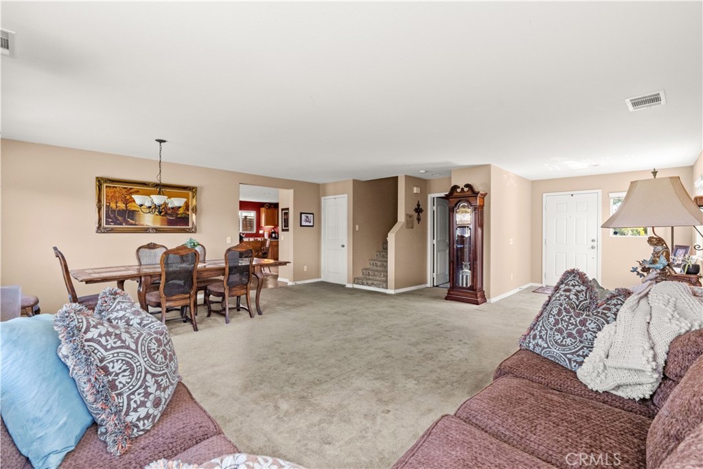 53217 Flutterbye Property Photo 7