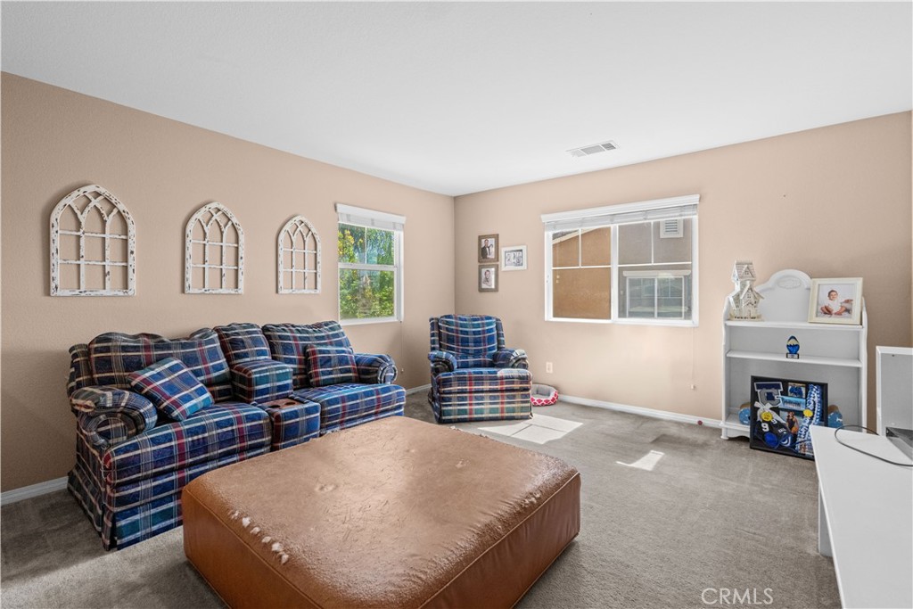53217 Flutterbye Property Photo 18