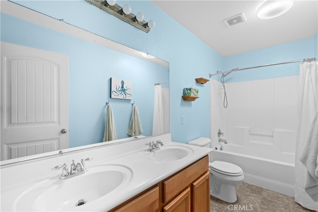 53217 Flutterbye Property Photo 23