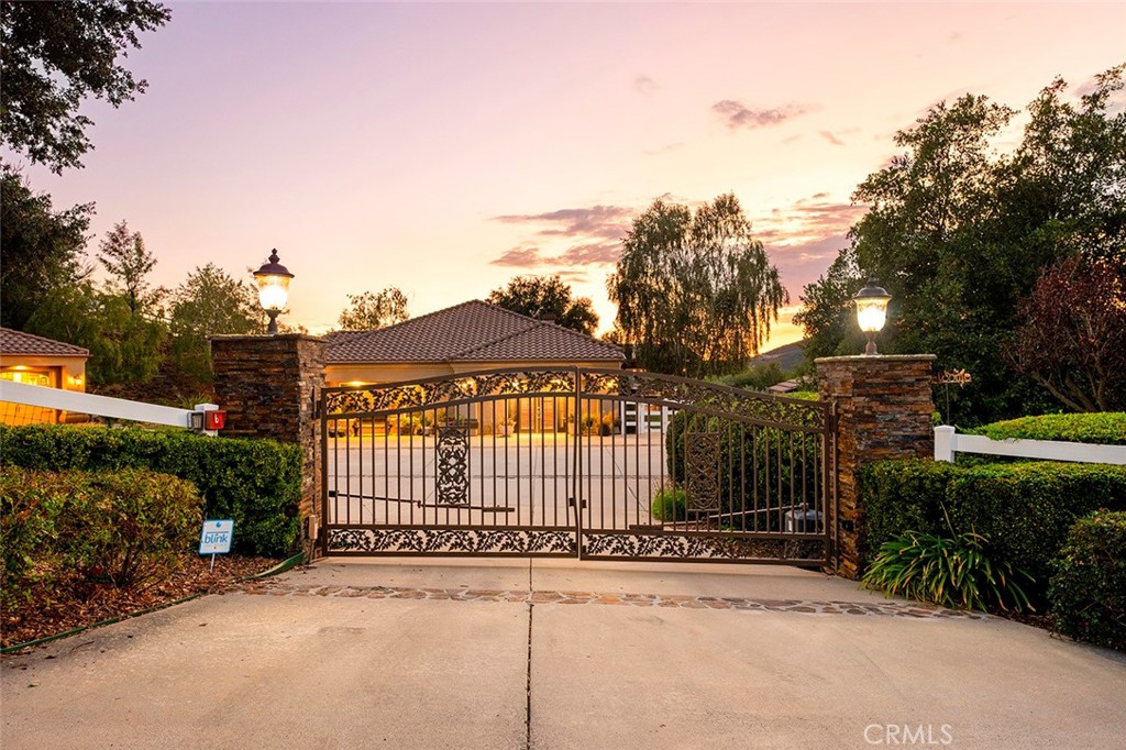 39985 Calle De Suenos Property Photo 6